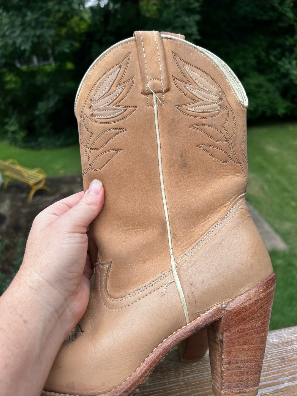 Vintage Acme USA Tan Two Tone Leather Western Cowboy Boots Women’s 7M - Picture 7 of 8
